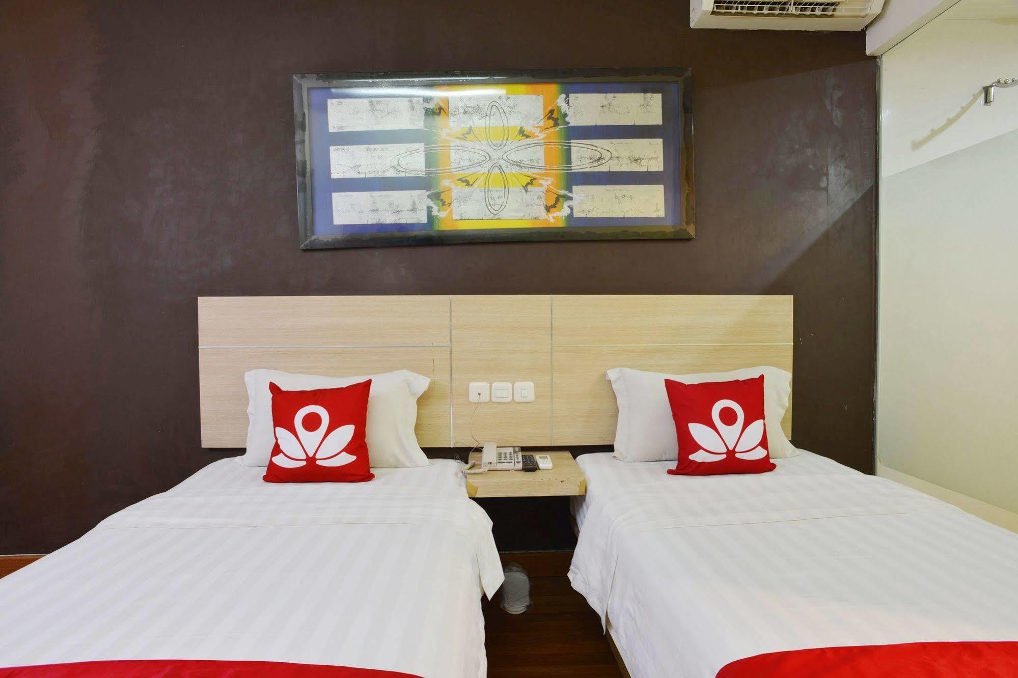 Zen Rooms Rujia Pecenongan جاكرتا المظهر الخارجي الصورة