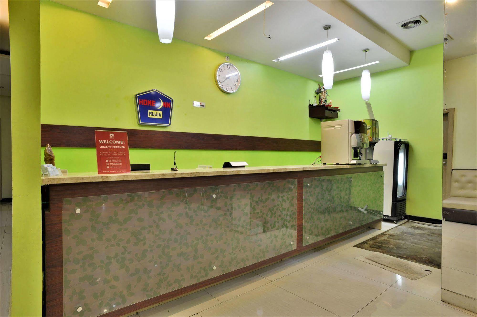 Zen Rooms Rujia Pecenongan جاكرتا المظهر الخارجي الصورة