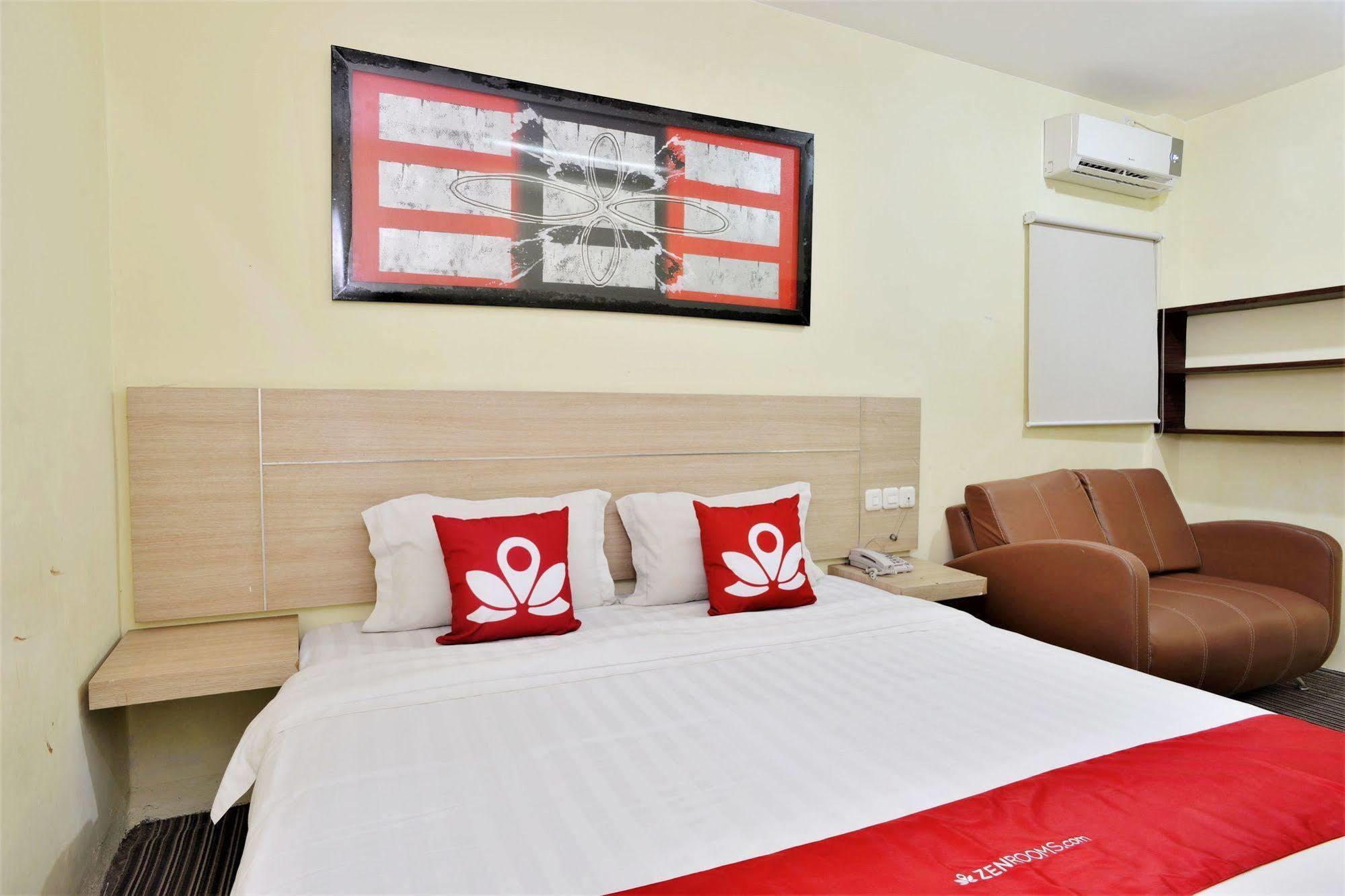 Zen Rooms Rujia Pecenongan جاكرتا المظهر الخارجي الصورة